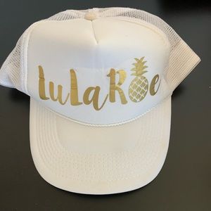 LulaRoe White Pineapple Mesh Foam Trucker Snapback Hat Cap